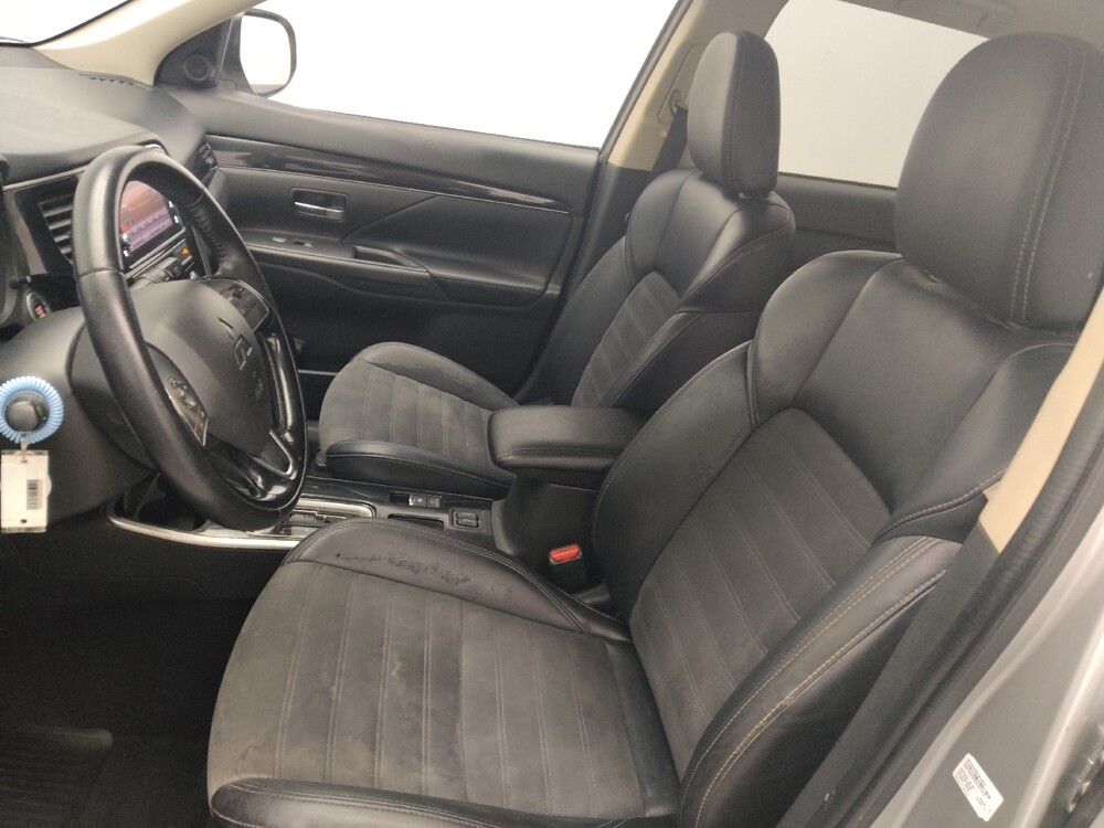 2019 Mitsubishi Outlander in Conyers, GA 30094 - 18094545 17