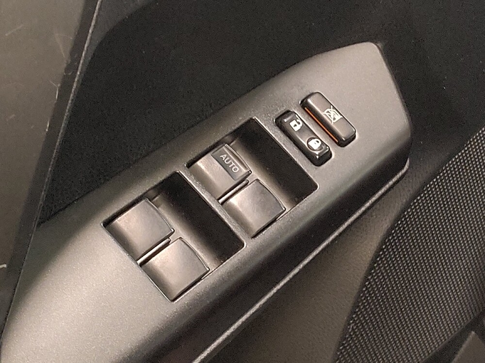 2017 Toyota RAV4 in Temple, TX 76502 - 18094553 27