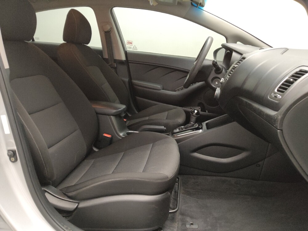 2018 Kia Forte in Temple, TX 76502 - 18094556 21