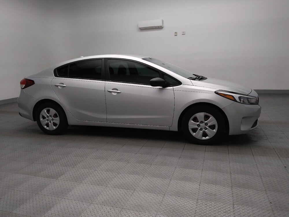 2018 Kia Forte in Temple, TX 76502 - 18094556 11