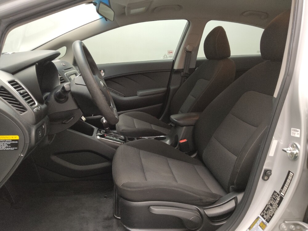 2018 Kia Forte in Temple, TX 76502 - 18094556 17