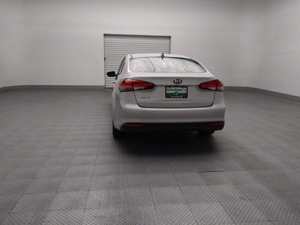 2018 Kia Forte in Temple, TX 76502 - 18094556 6