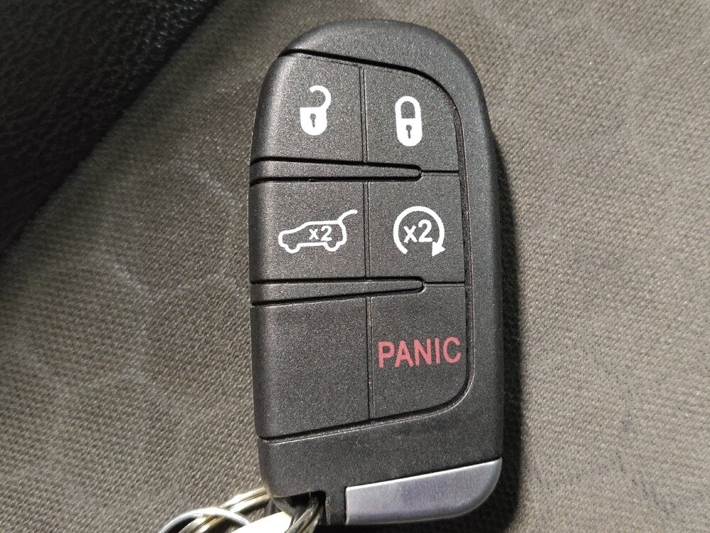 2018 Jeep Compass in Plano, TX 75074 - 18094558 32