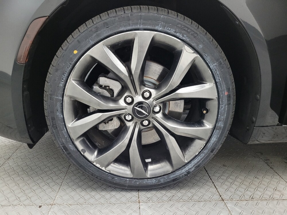 2015 Chrysler 200 in Mesa, AZ 85210 - 18094568 31