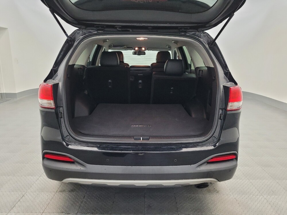 2017 Kia Sorento in Tucson, AZ 85705 - 18094571 29