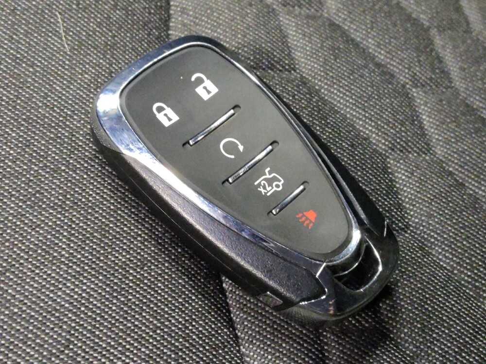 2020 Chevrolet Equinox in Glendale, AZ 85301 - 18094573 32