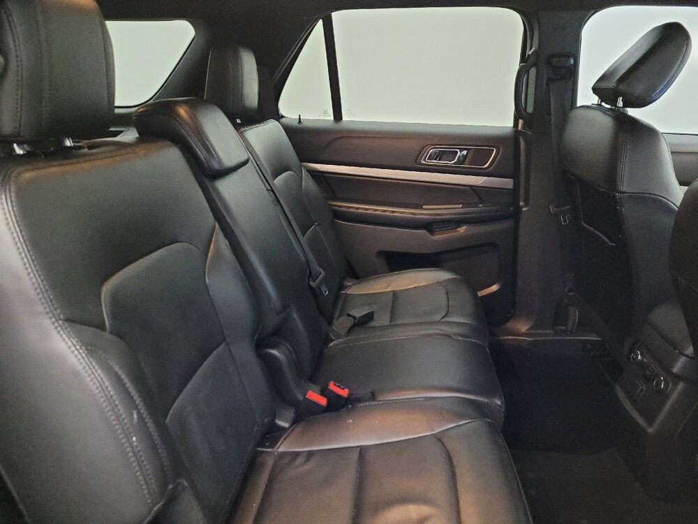 2018 Ford Explorer in Tucson, AZ 85705 - 18094582 19