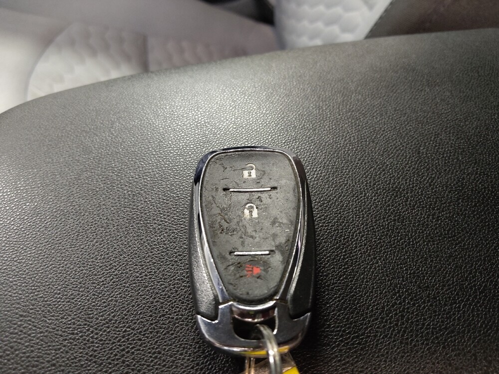 2019 Chevrolet Equinox in Birmingham, AL 35215 - 18094584 32