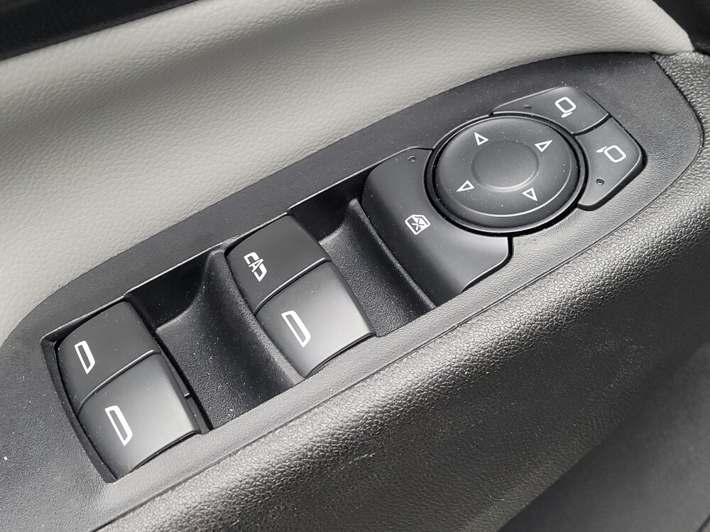 2020 Chevrolet Equinox in Kissimmee, FL 34744 - 18094590 27