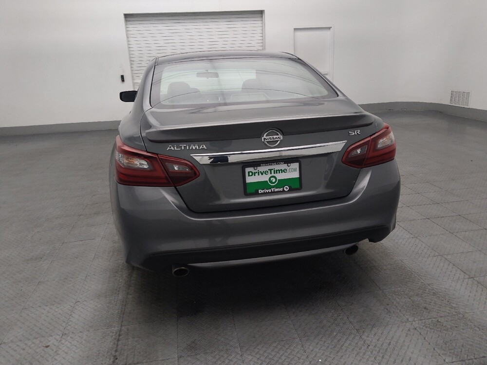 2017 Nissan Altima in Savannah, GA 31419 - 18094591 6
