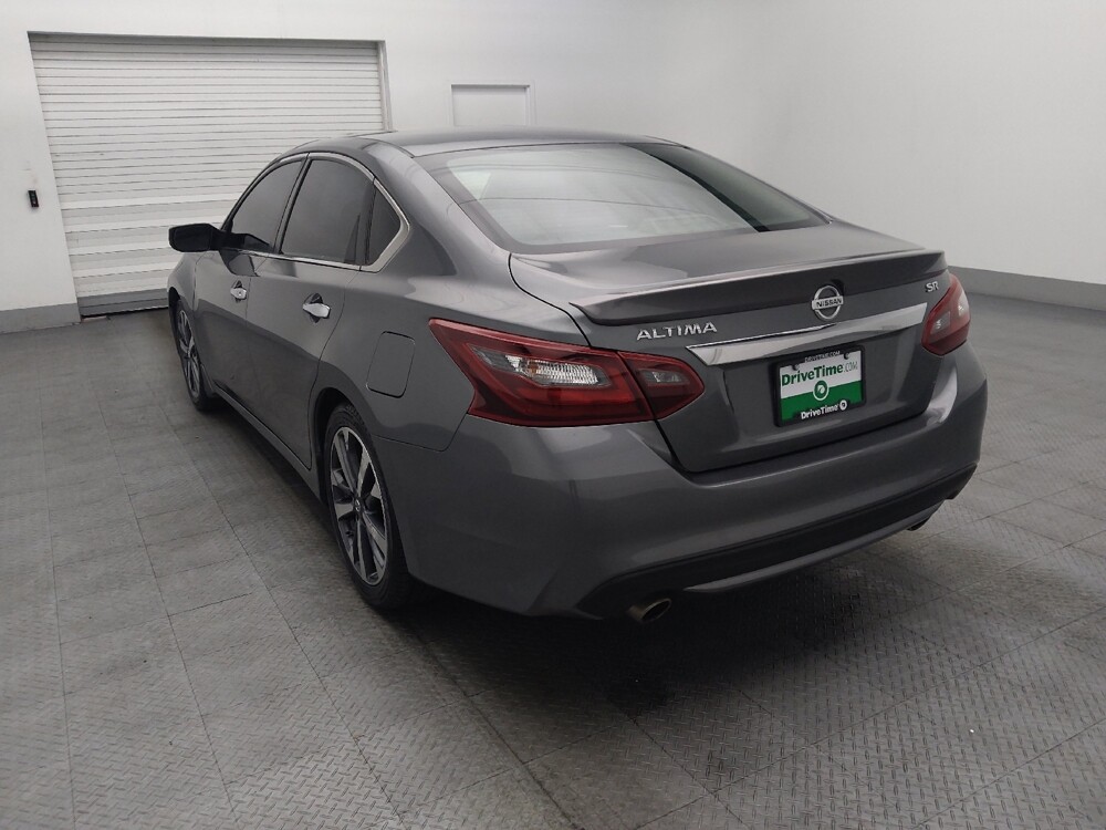 2017 Nissan Altima in Savannah, GA 31419 - 18094591 5