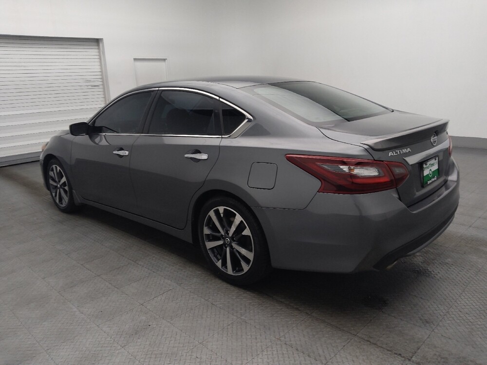 2017 Nissan Altima in Savannah, GA 31419 - 18094591 3
