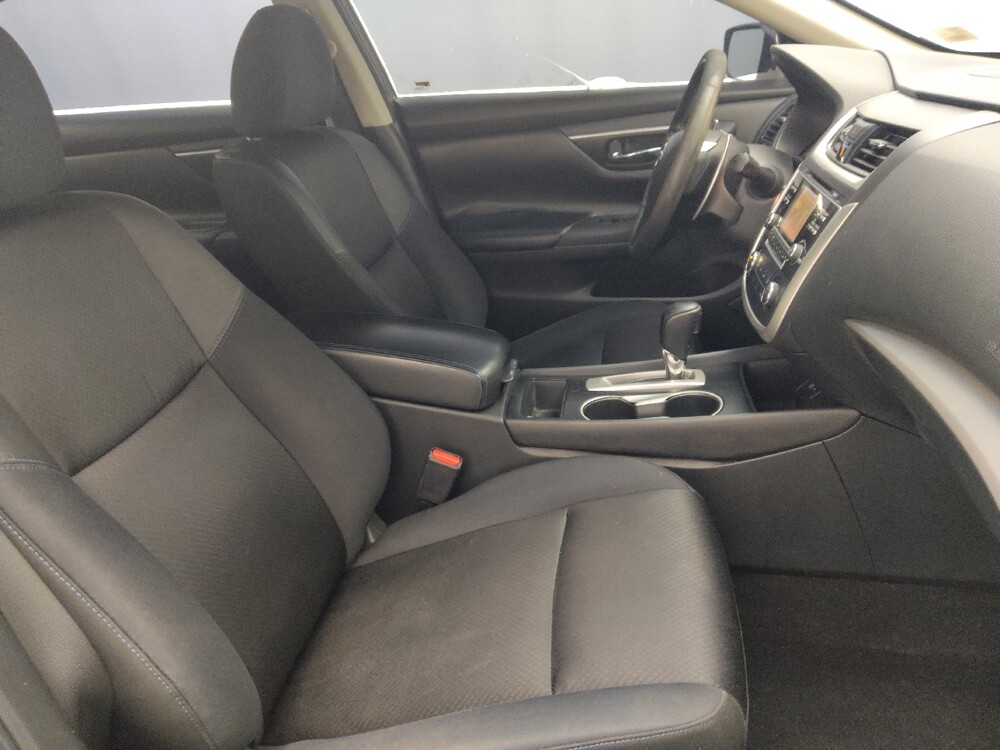 2017 Nissan Altima in Savannah, GA 31419 - 18094591 21