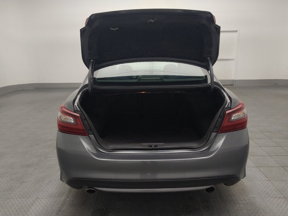 2017 Nissan Altima in Savannah, GA 31419 - 18094591 29