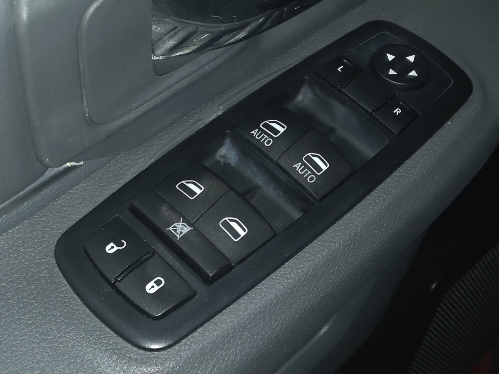 2015 RAM 1500 in Sanford, FL 32773 - 18094593 27