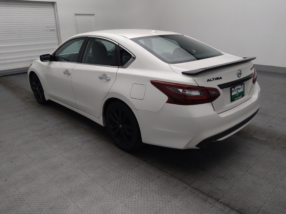 2018 Nissan Altima in Savannah, GA 31419 - 18094595 5