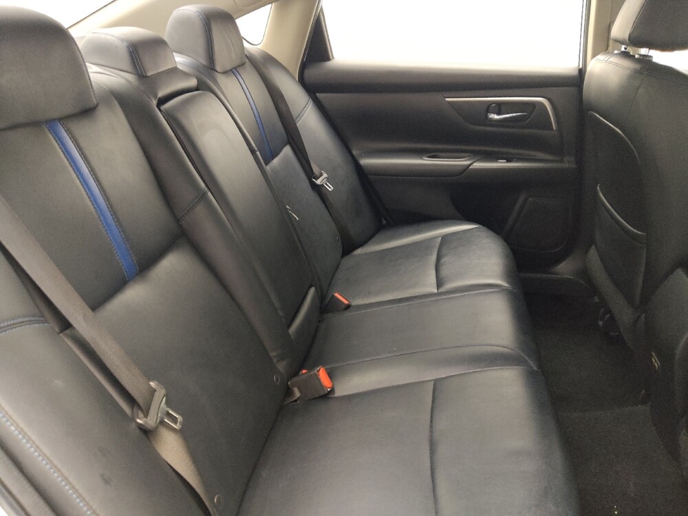 2018 Nissan Altima in Savannah, GA 31419 - 18094595 19