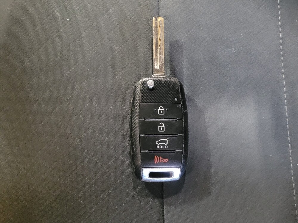 2019 Kia Sorento in Savannah, GA 31419 - 18094598 32