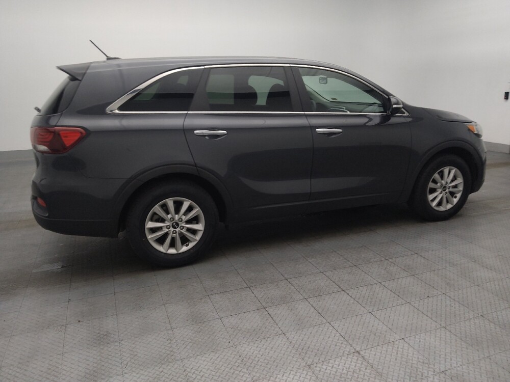 2019 Kia Sorento in Savannah, GA 31419 - 18094598 10