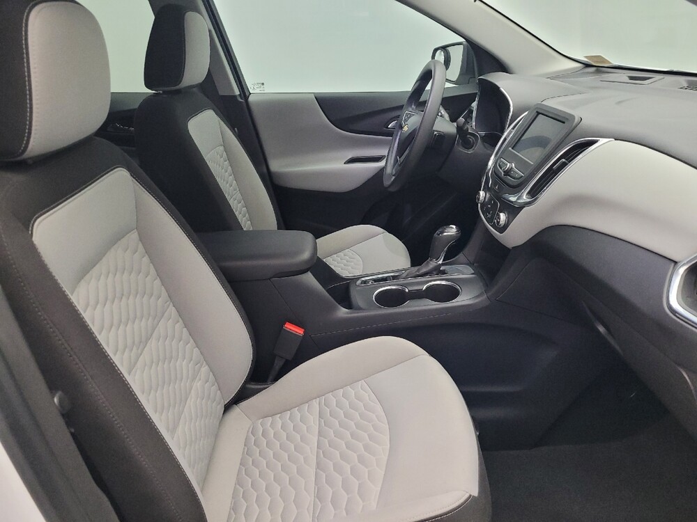 2020 Chevrolet Equinox in Savannah, GA 31419 - 18094599 21