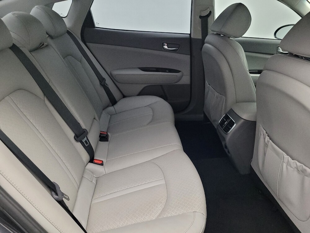 2017 Kia Optima in Mobile, AL 36606 - 18094605 19