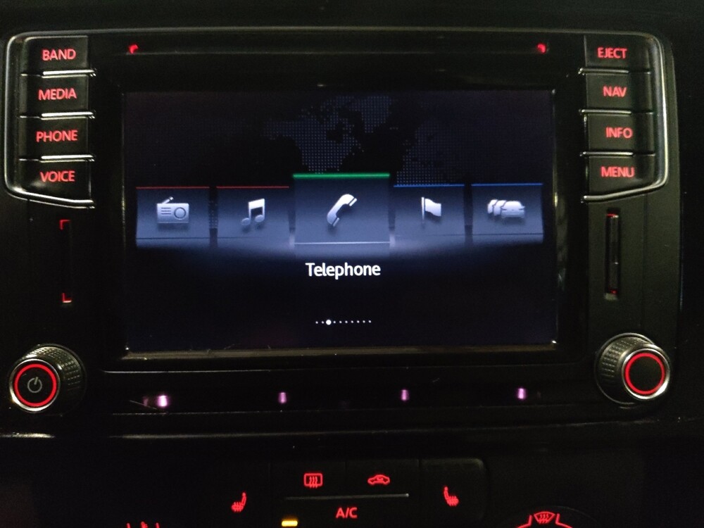 2016 Volkswagen Jetta in Savannah, GA 31419 - 18094609 25