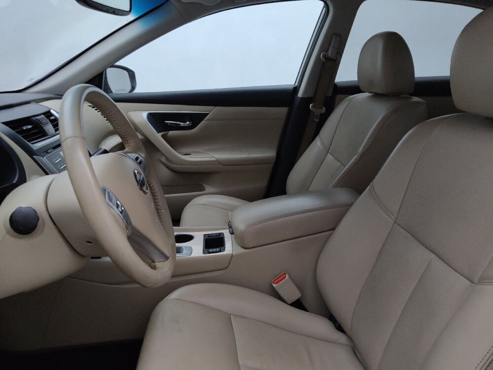 2017 Nissan Altima in Raleigh, NC 27604 - 18094616 17