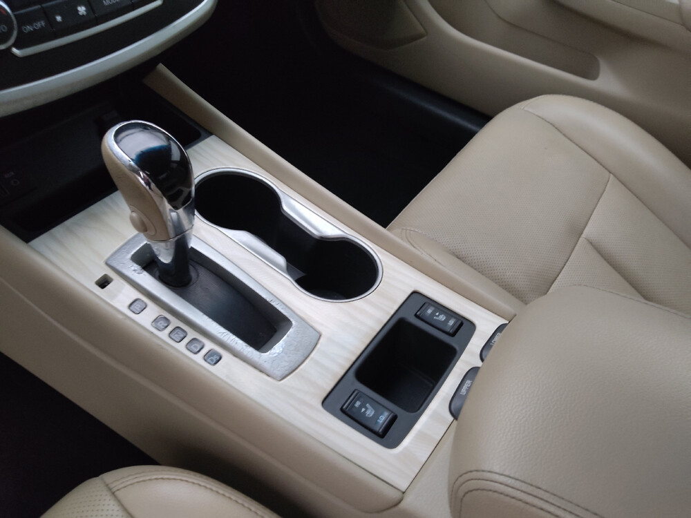 2017 Nissan Altima in Raleigh, NC 27604 - 18094616 26