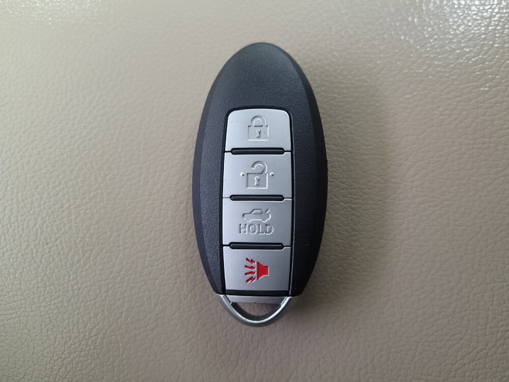 2017 Nissan Altima in Raleigh, NC 27604 - 18094616 32