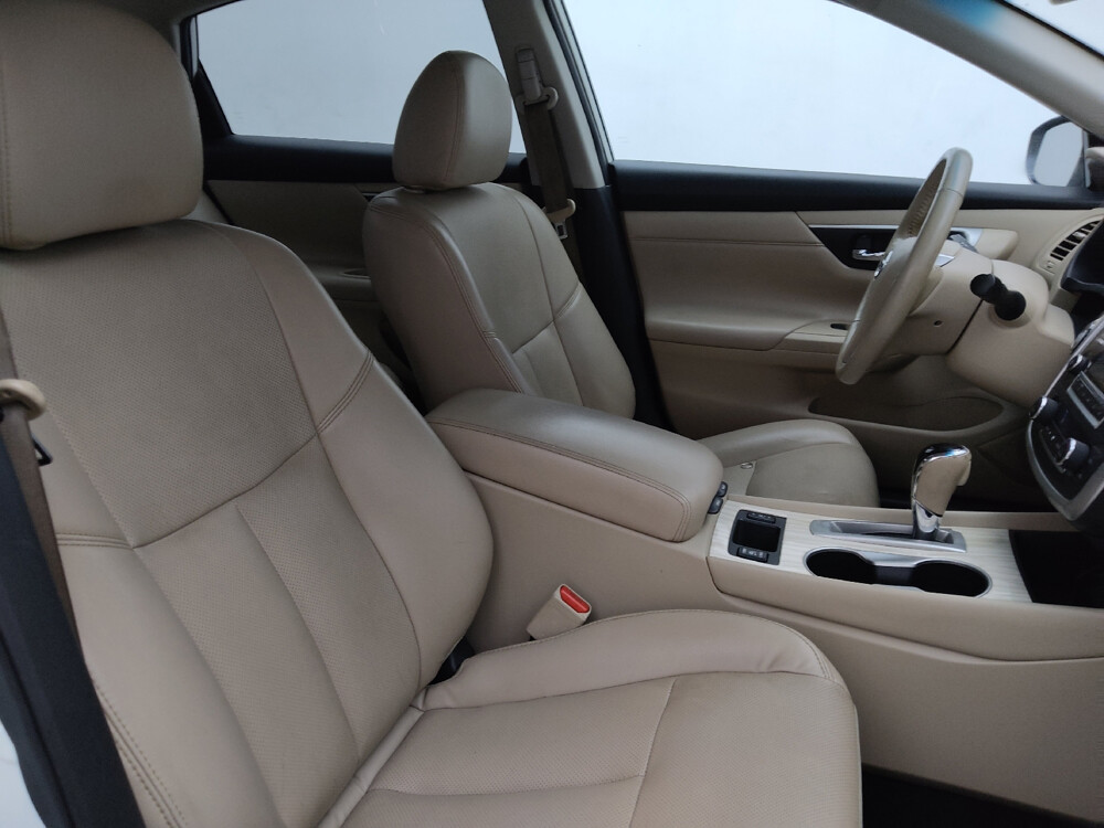 2017 Nissan Altima in Raleigh, NC 27604 - 18094616 21