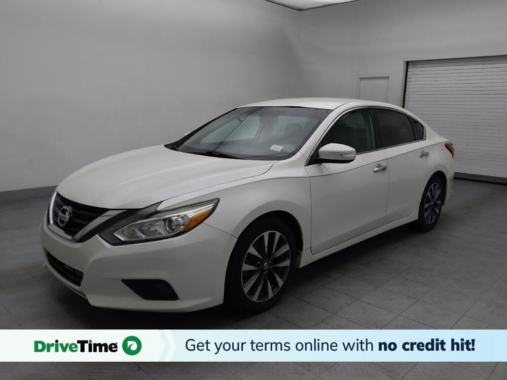 2017 Nissan Altima in Raleigh, NC 27604 - 18094616
