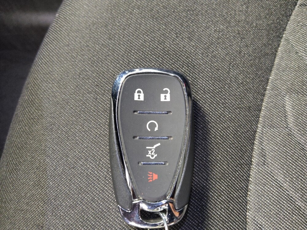 2021 Chevrolet Equinox in Birmingham, AL 35215 - 18094618 32