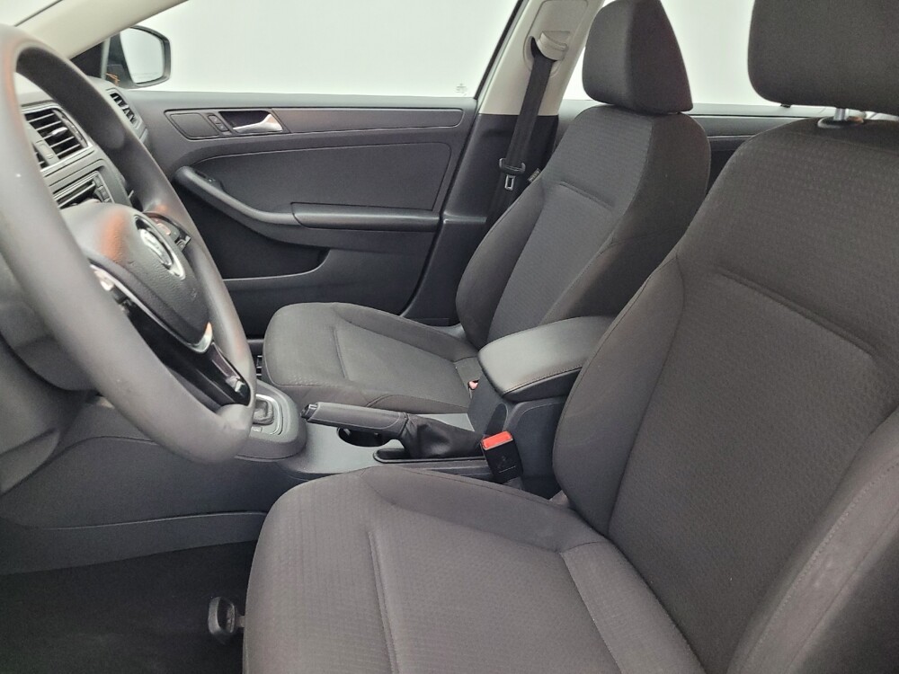 2016 Volkswagen Jetta in Raleigh, NC 27604 - 18094620 17