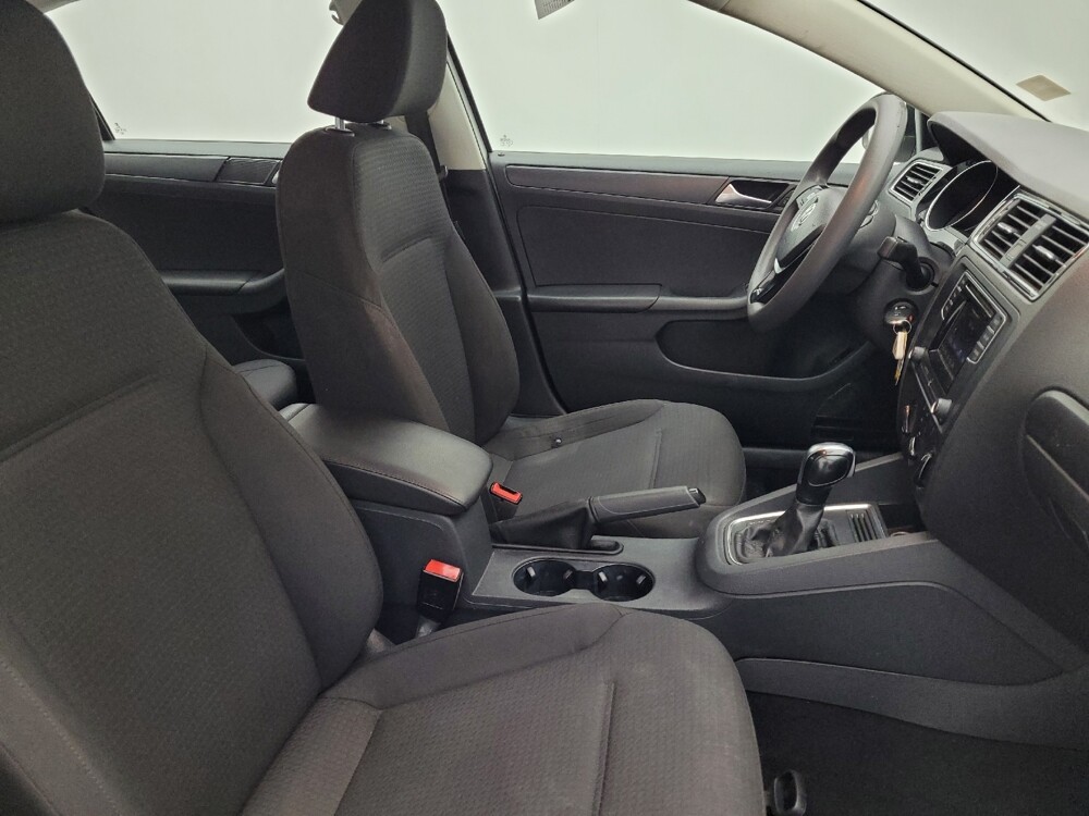 2016 Volkswagen Jetta in Raleigh, NC 27604 - 18094620 21