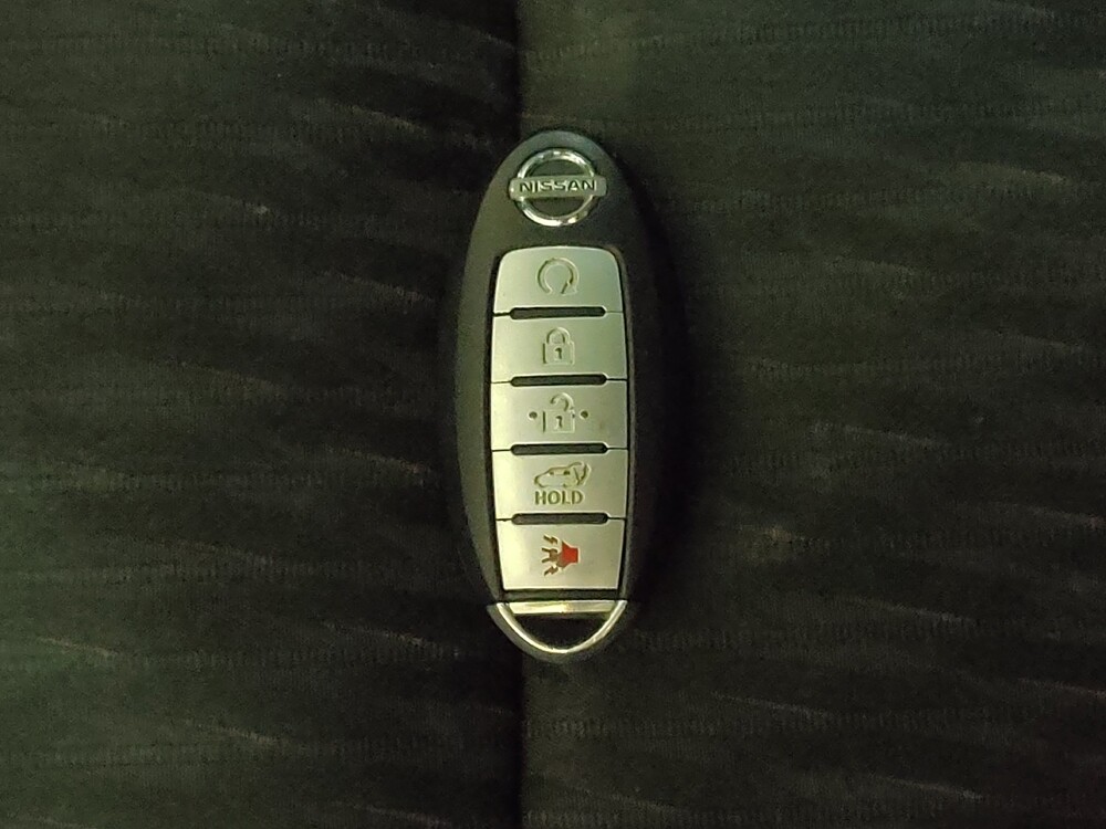 2018 Nissan Rogue in Greenville, SC 29607 - 18094624 32