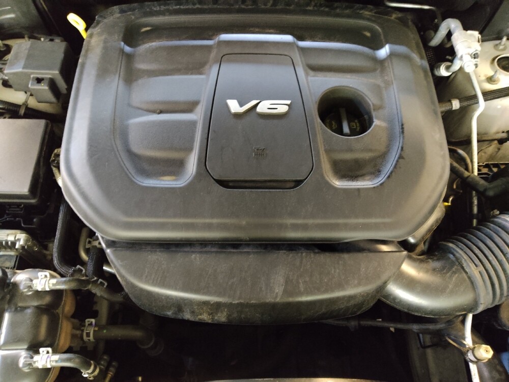 2017 Jeep Grand Cherokee in Greenville, SC 29607 - 18094626 30