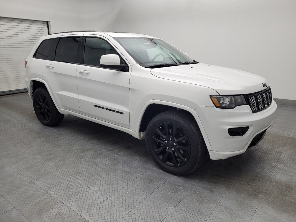 2017 Jeep Grand Cherokee in Greenville, SC 29607 - 18094626 11