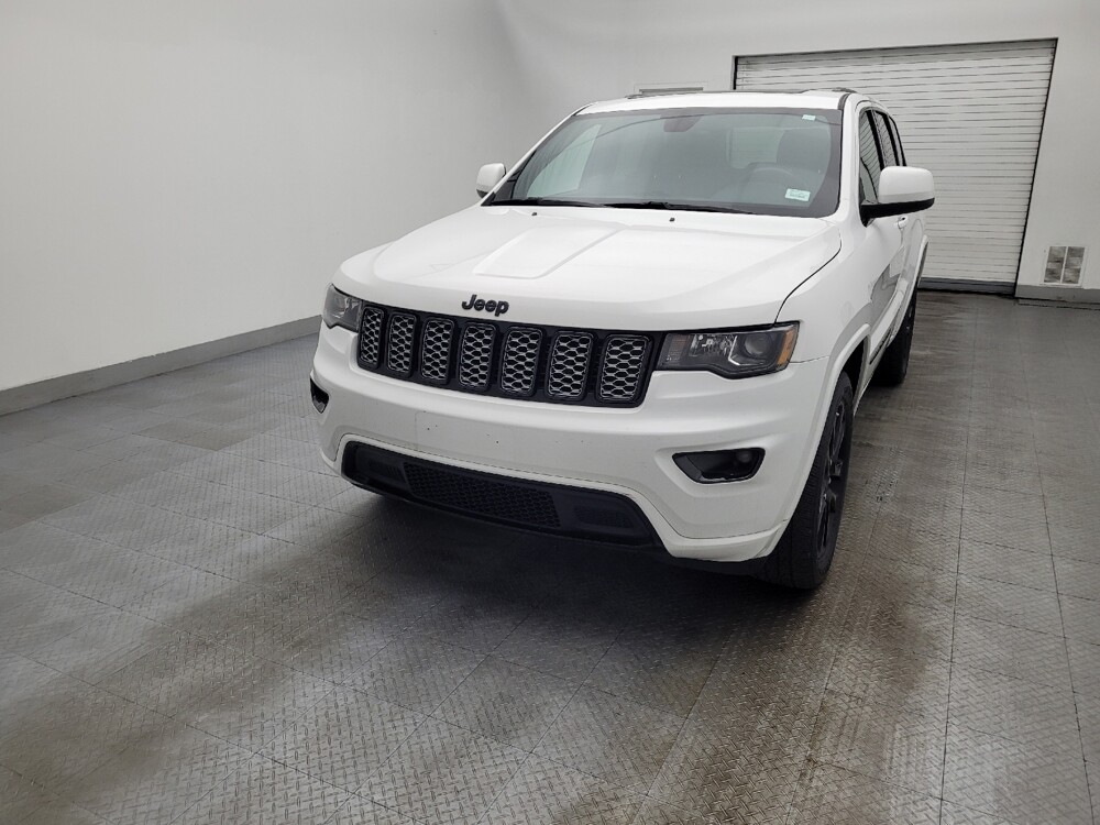 2017 Jeep Grand Cherokee in Greenville, SC 29607 - 18094626 15