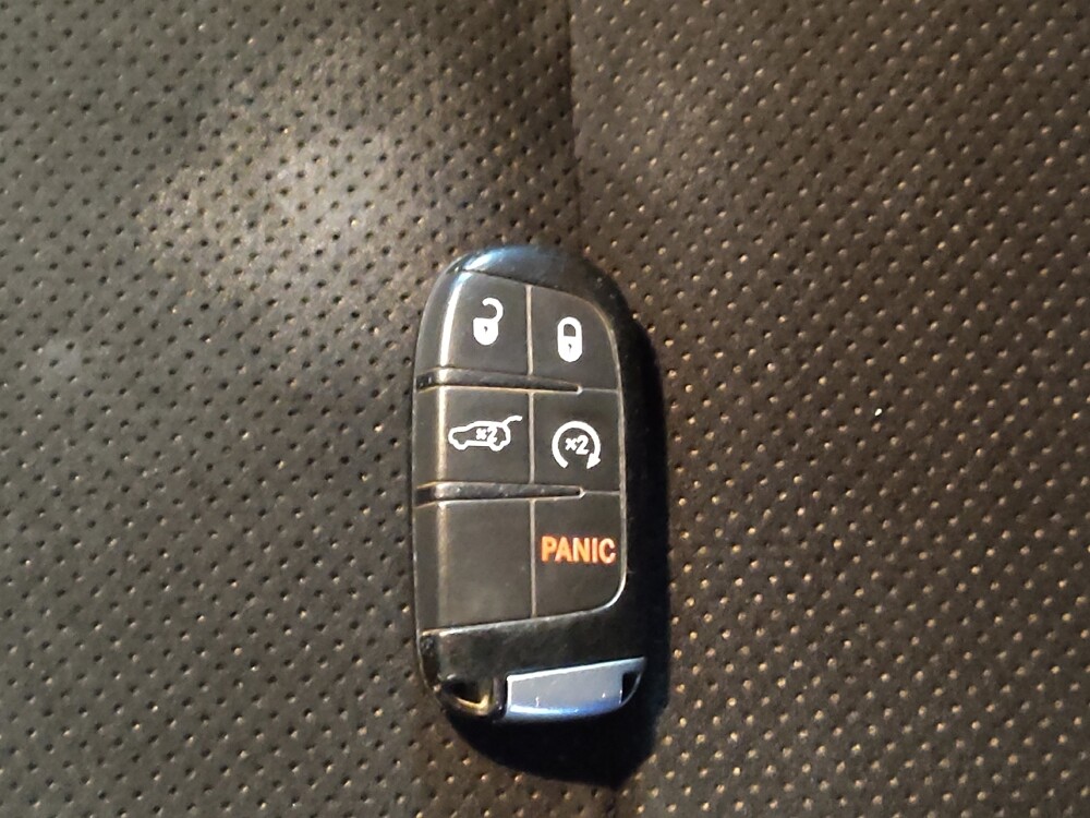 2017 Jeep Grand Cherokee in Greenville, SC 29607 - 18094626 32