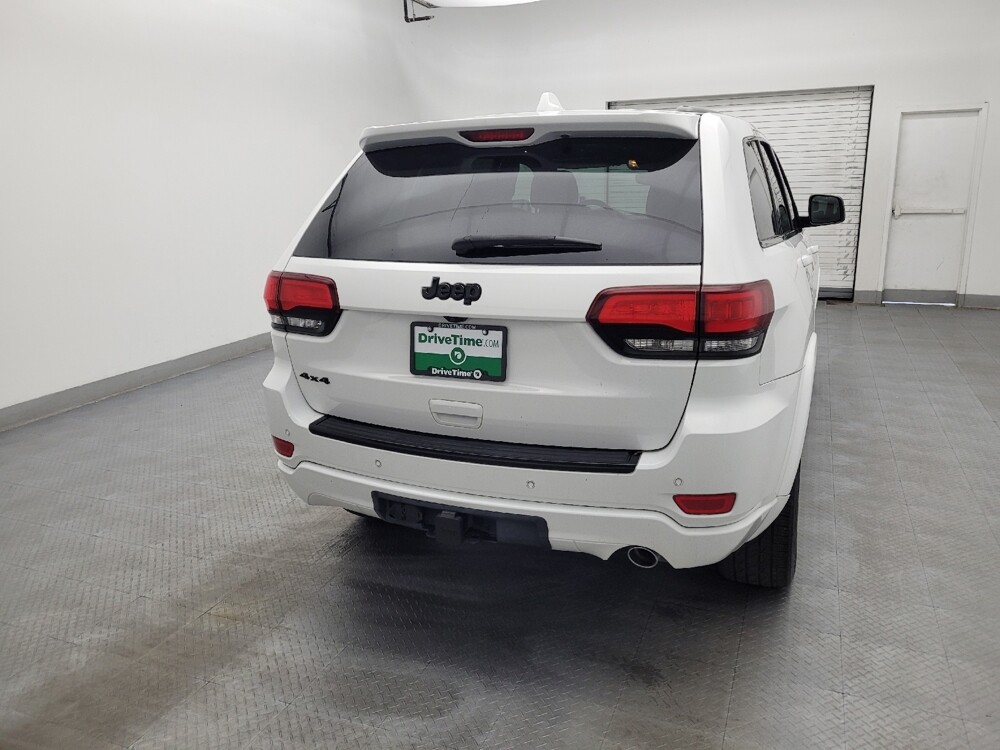 2017 Jeep Grand Cherokee in Greenville, SC 29607 - 18094626 7