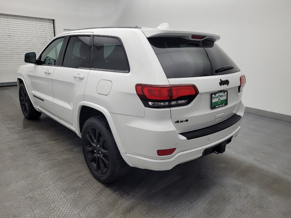 2017 Jeep Grand Cherokee in Greenville, SC 29607 - 18094626 5