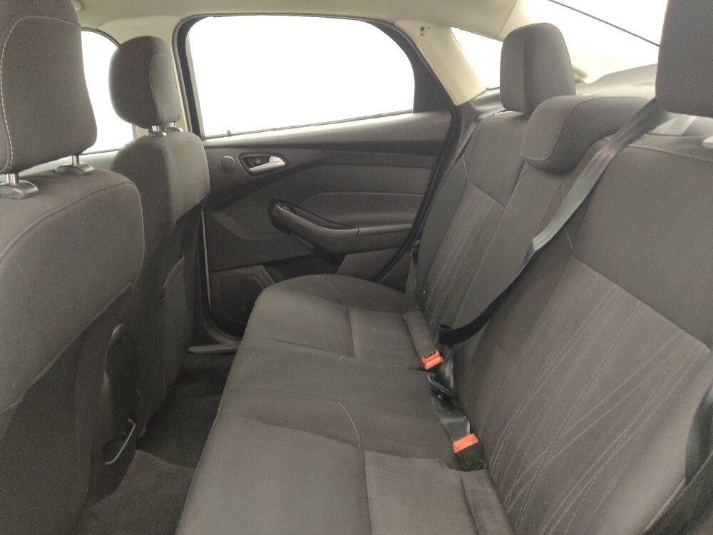 2018 Ford Focus in Denver, CO 80012 - 18094630 18