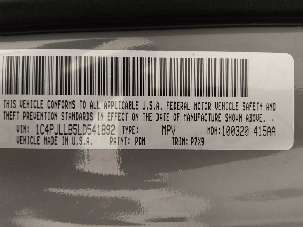 2020 Jeep Cherokee in Lakewood, CO 80215 - 18094632 33