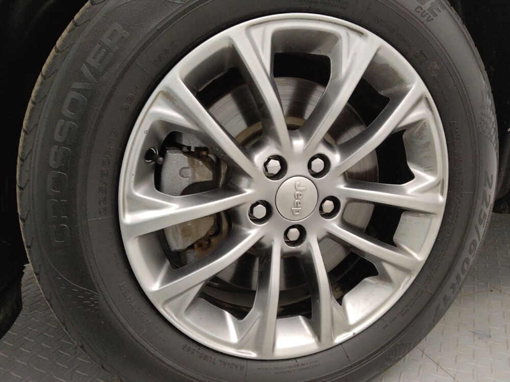 2020 Jeep Cherokee in Lakewood, CO 80215 - 18094632 31