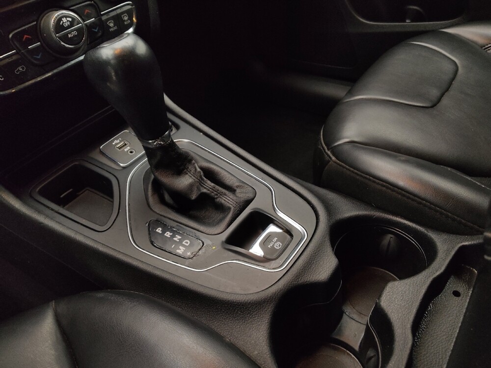 2020 Jeep Cherokee in Lakewood, CO 80215 - 18094632 26