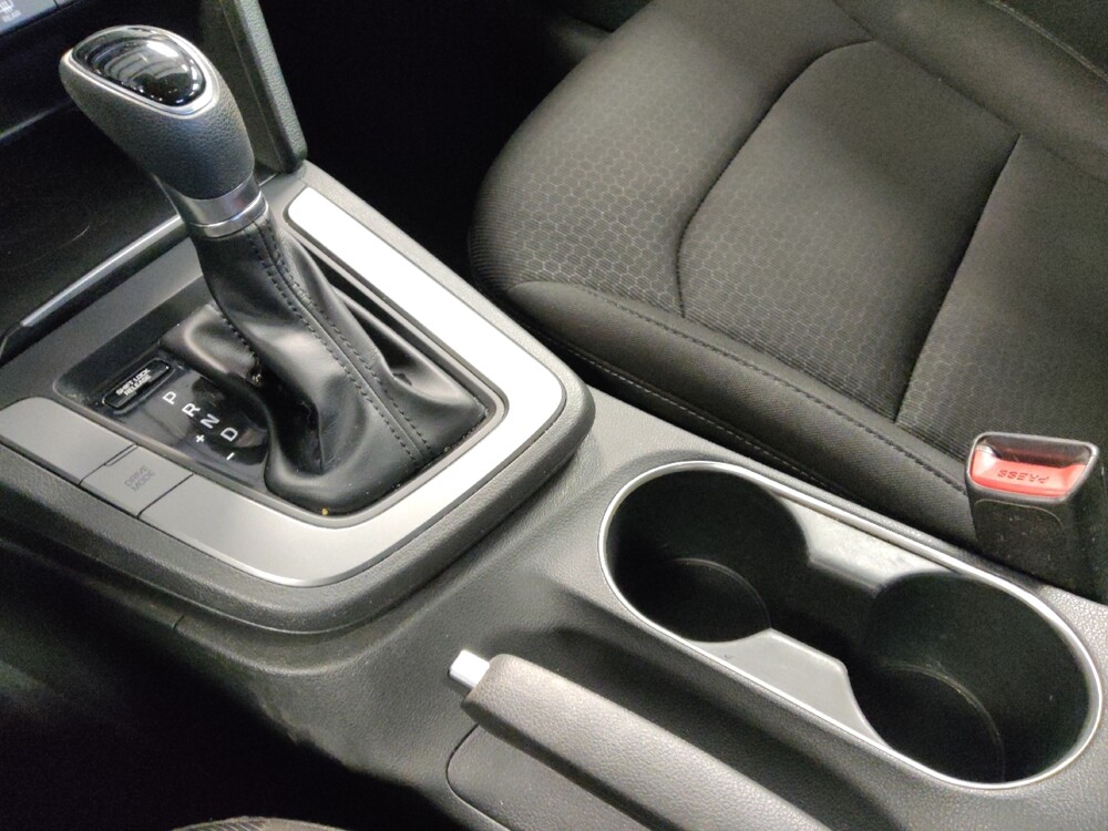 2018 Hyundai Elantra in Houston, TX 77034 - 18094642 26