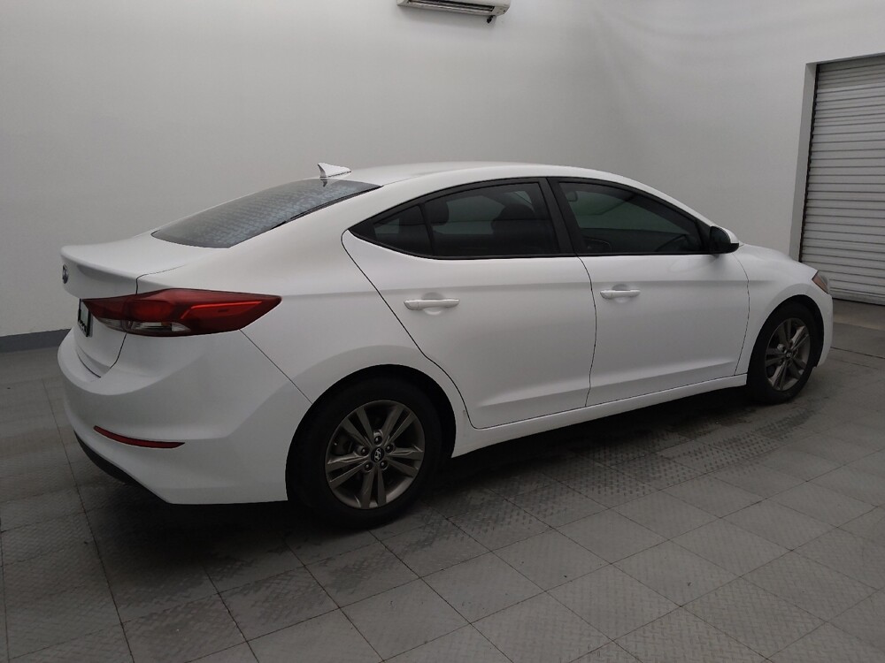 2018 Hyundai Elantra in Houston, TX 77034 - 18094642 10