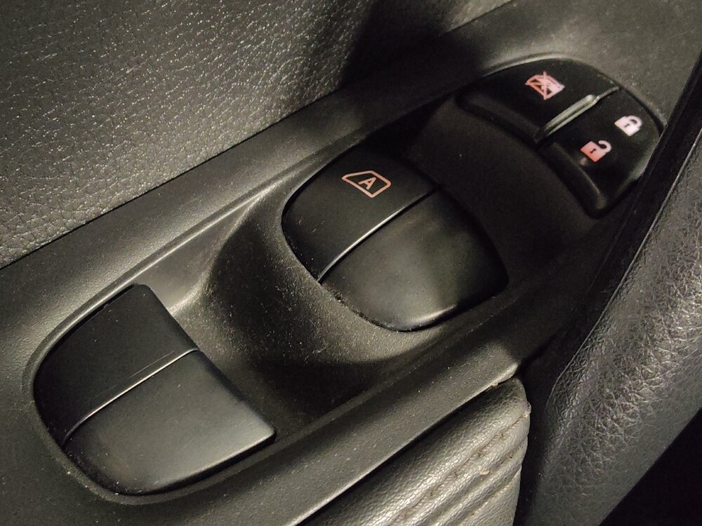 2021 Nissan Rogue Sport in Live Oak, TX 78233 - 18094643 27