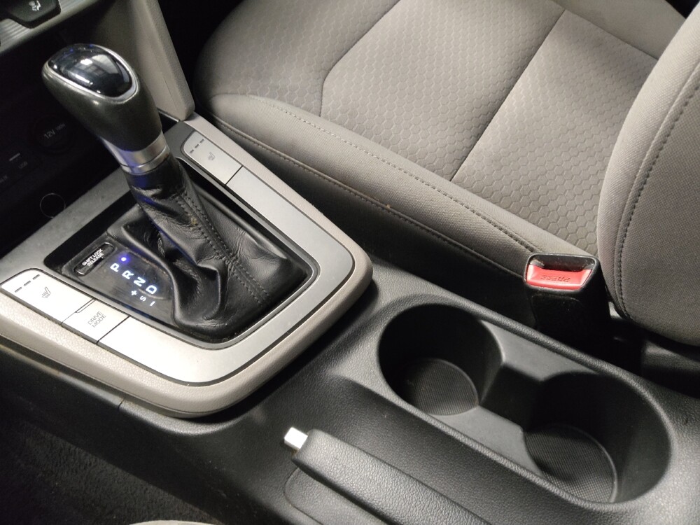 2020 Hyundai Elantra in Houston, TX 77034 - 18094644 26