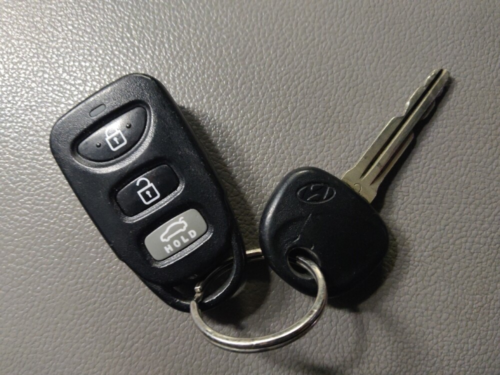 2019 Hyundai Elantra in Houston, TX 77060 - 18094646 32